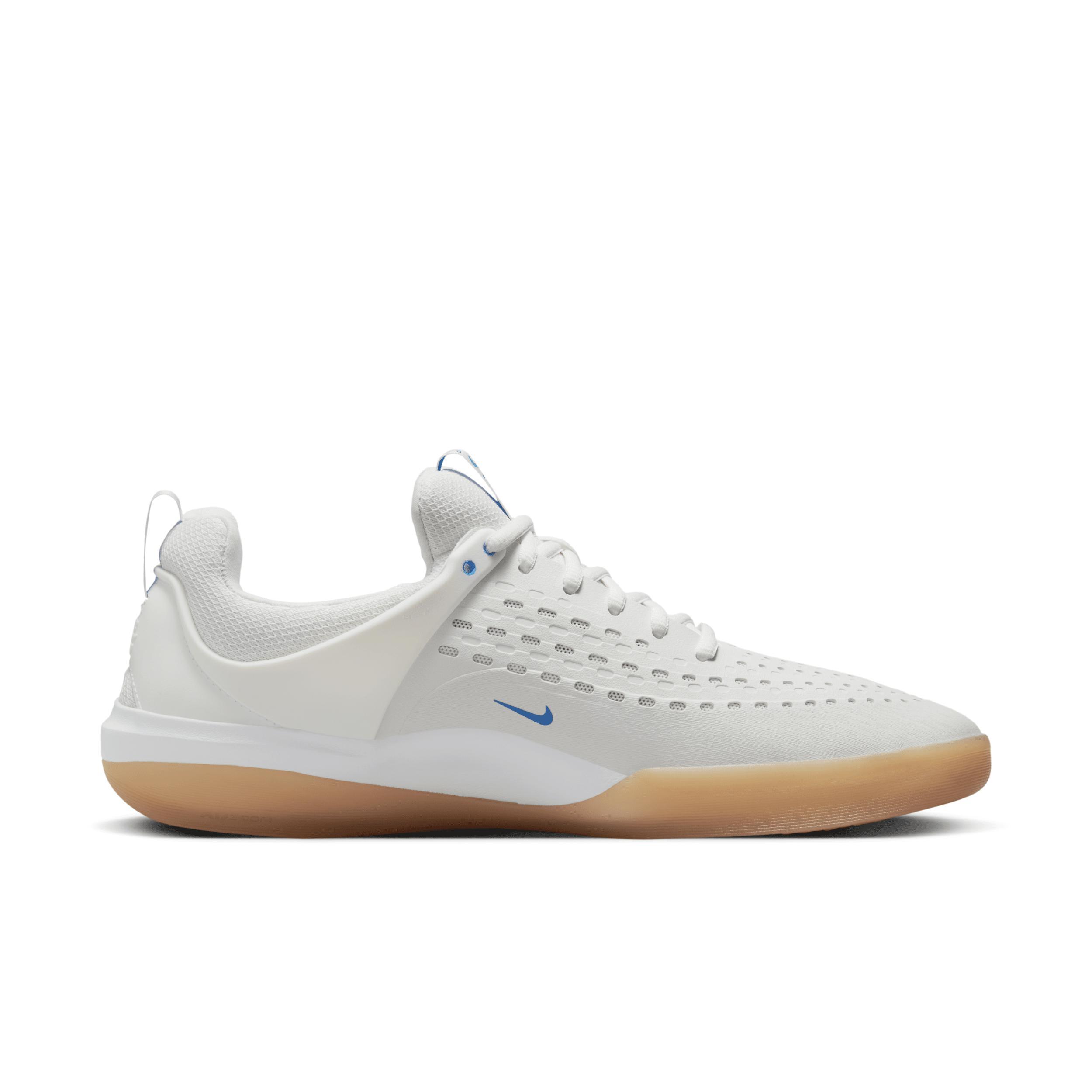 Men's Nike SB Zoom Nyjah 3 Skate Shoes Product Image