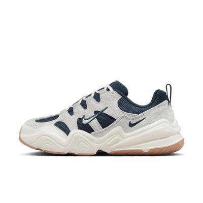 Womens Nike Tech Hera Casual Shoes Product Image