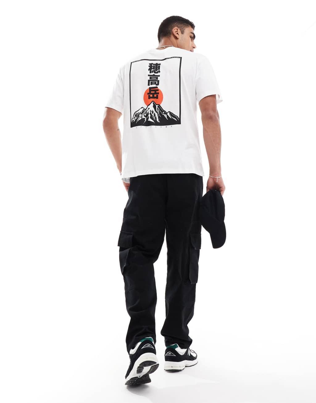 Jack & Jones oversized T-shirt with Japanese mountain back print in white product image