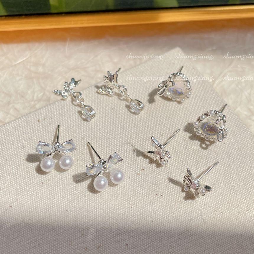 Rhinestone Stud Earring Product Image