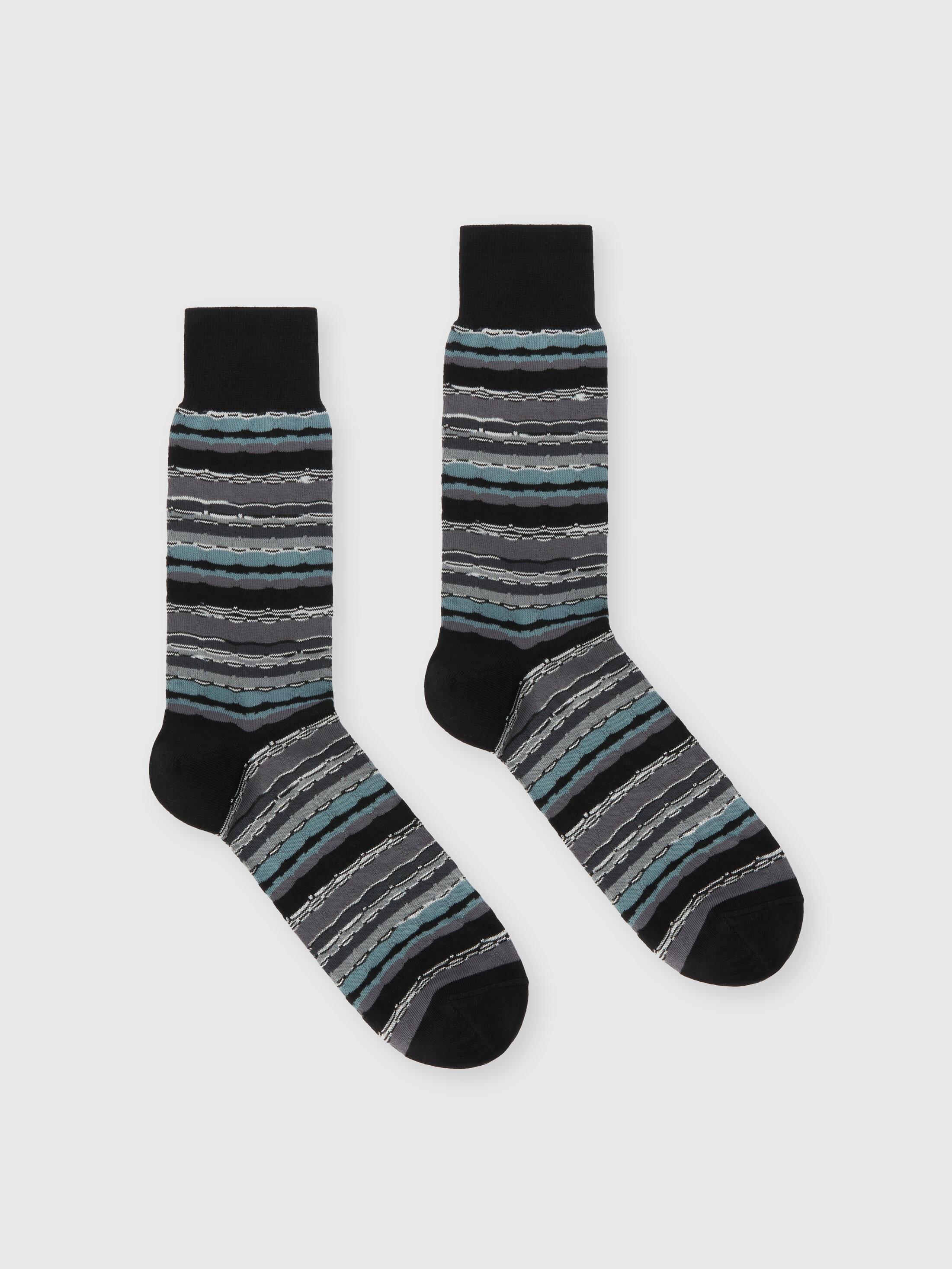 Patterned cotton blend socks Product Image