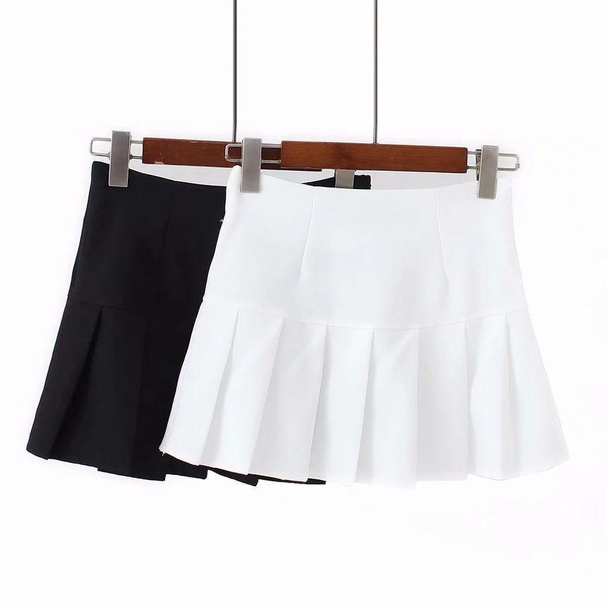 Pleated A-Line Mini Skirt Product Image