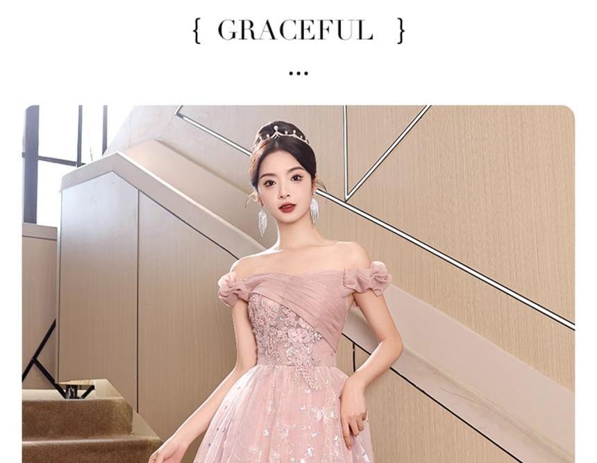 Short-Sleeve Off Shoulder Butterfly Patterned Floral Applique Ruched Mesh A-Line Evening Gown Product Image