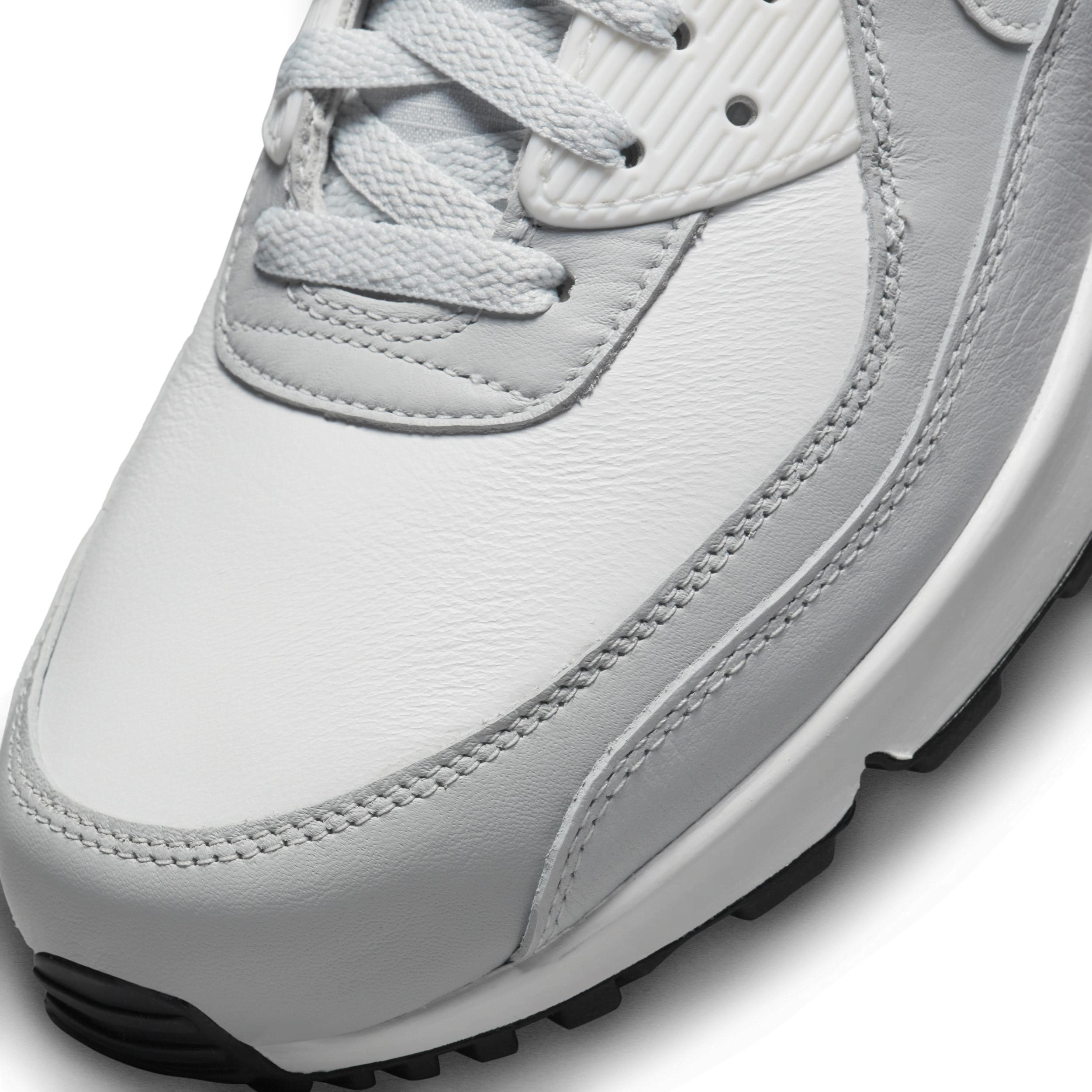 Nike Mens Air Max 90 GORE-TEX Shoes Product Image