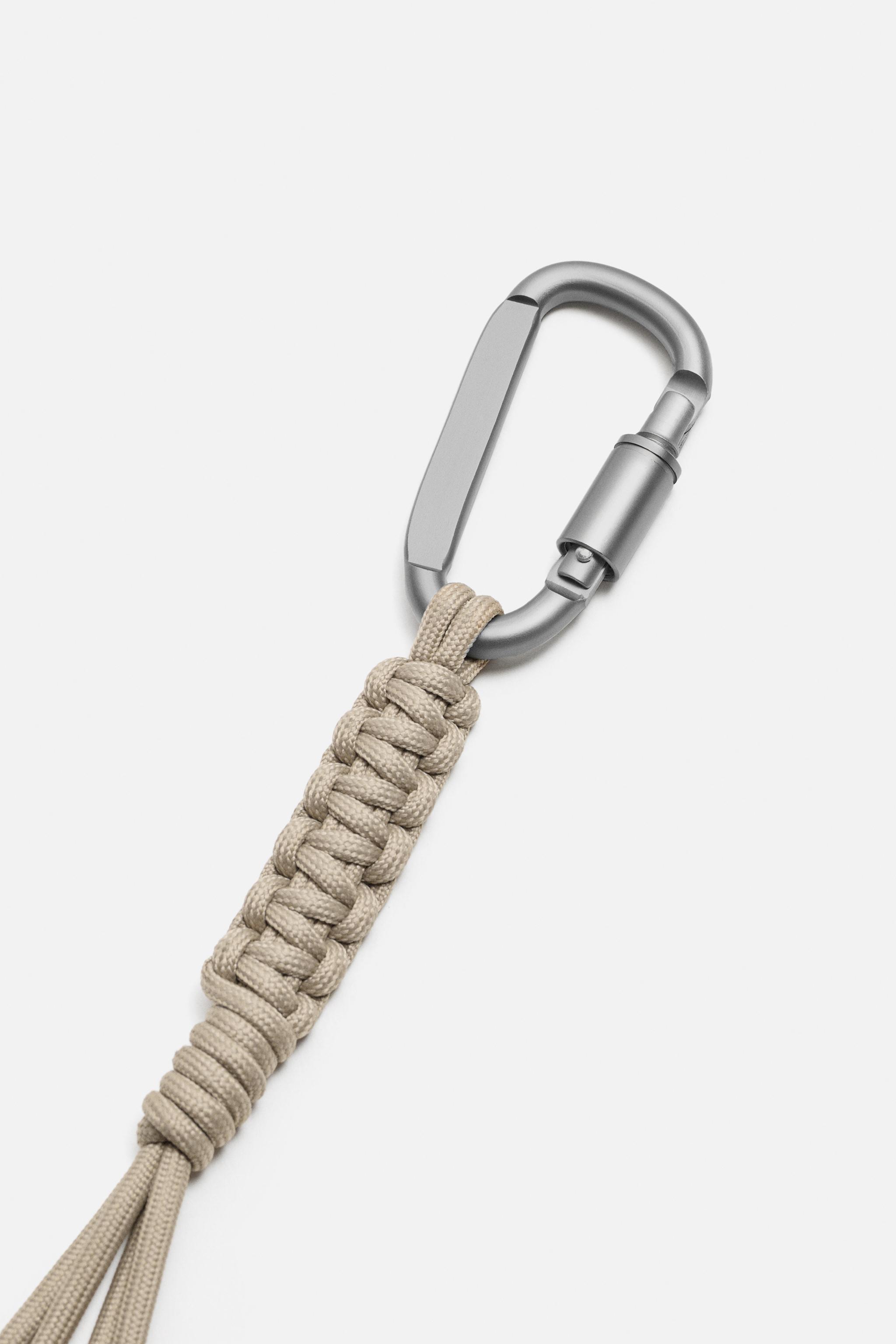 KNOT KEYCHAIN Product Image