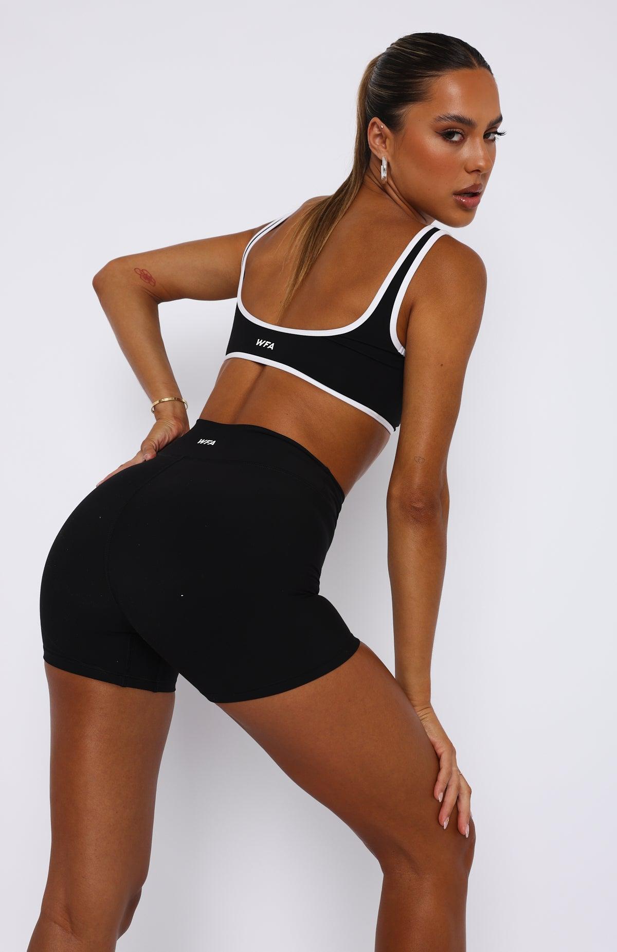 I'll Prove It Sports Crop Black/White Product Image