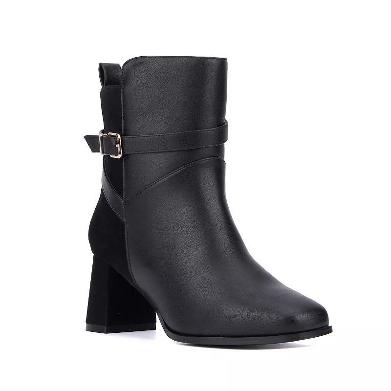 Womens Malana Heeled Boot - Wide Width Product Image