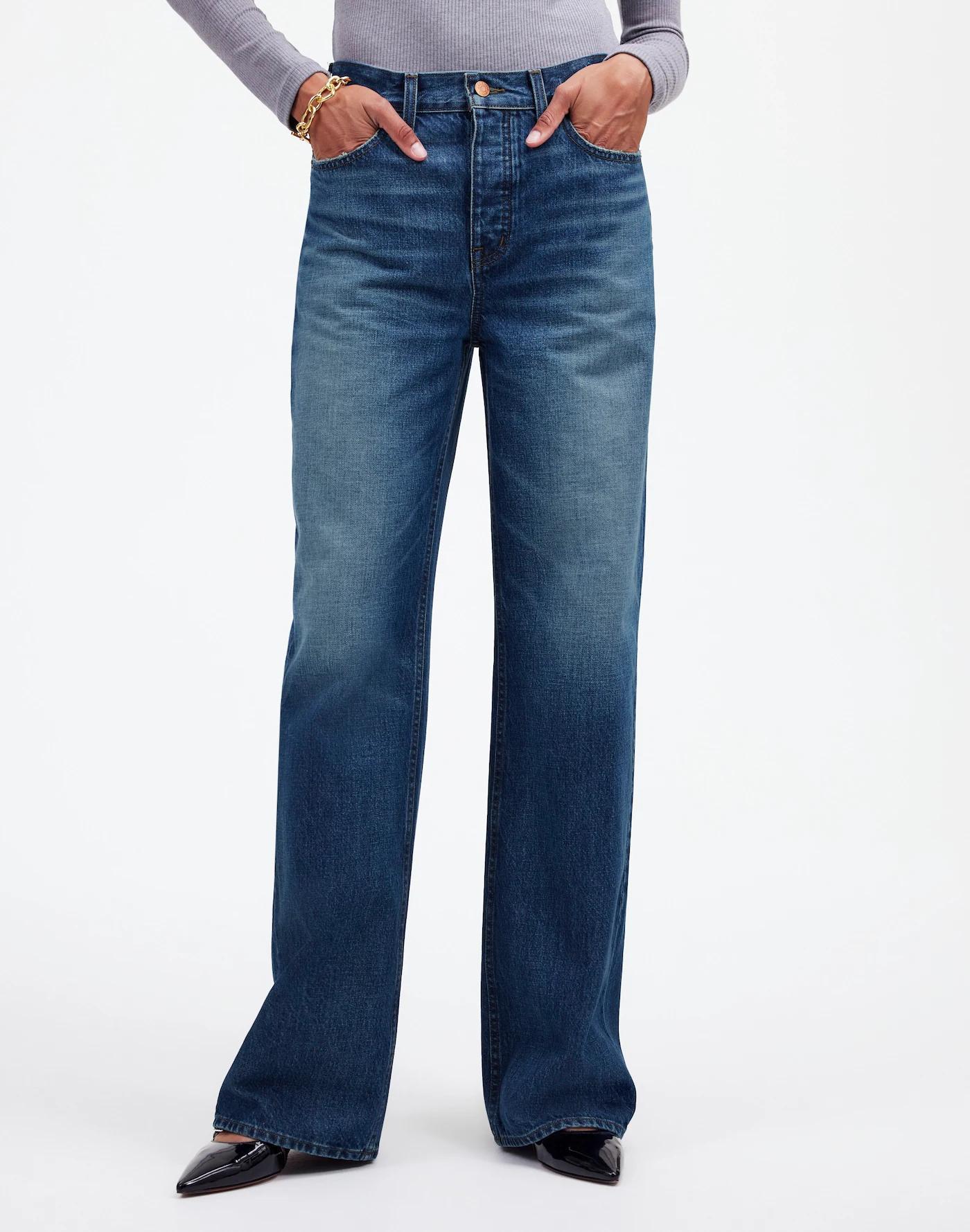 Low-Slung Baggy Jeans Product Image