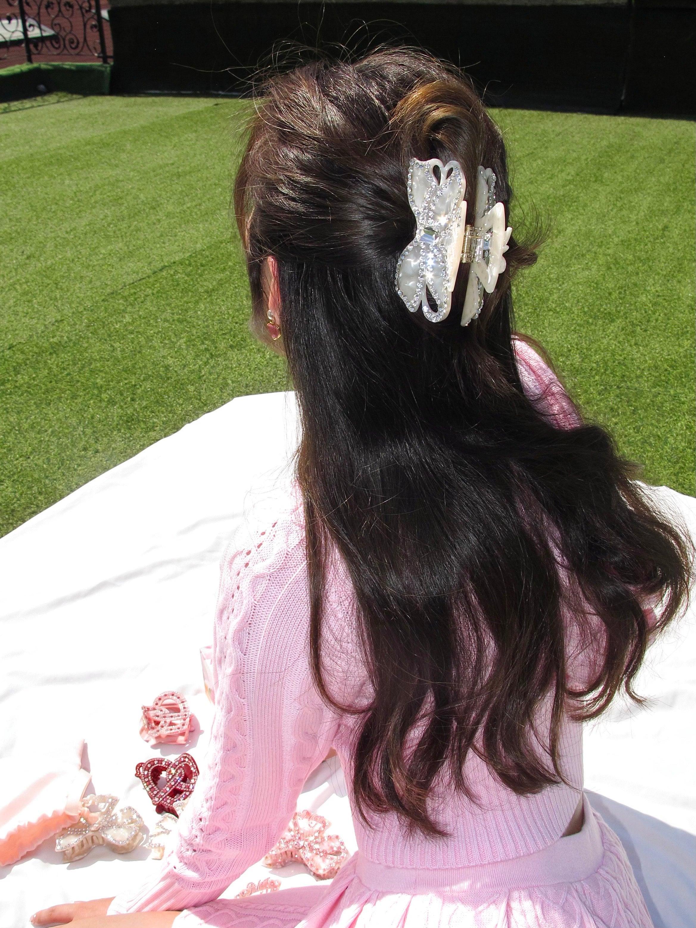 Ariella Hair Clip (White) Product Image