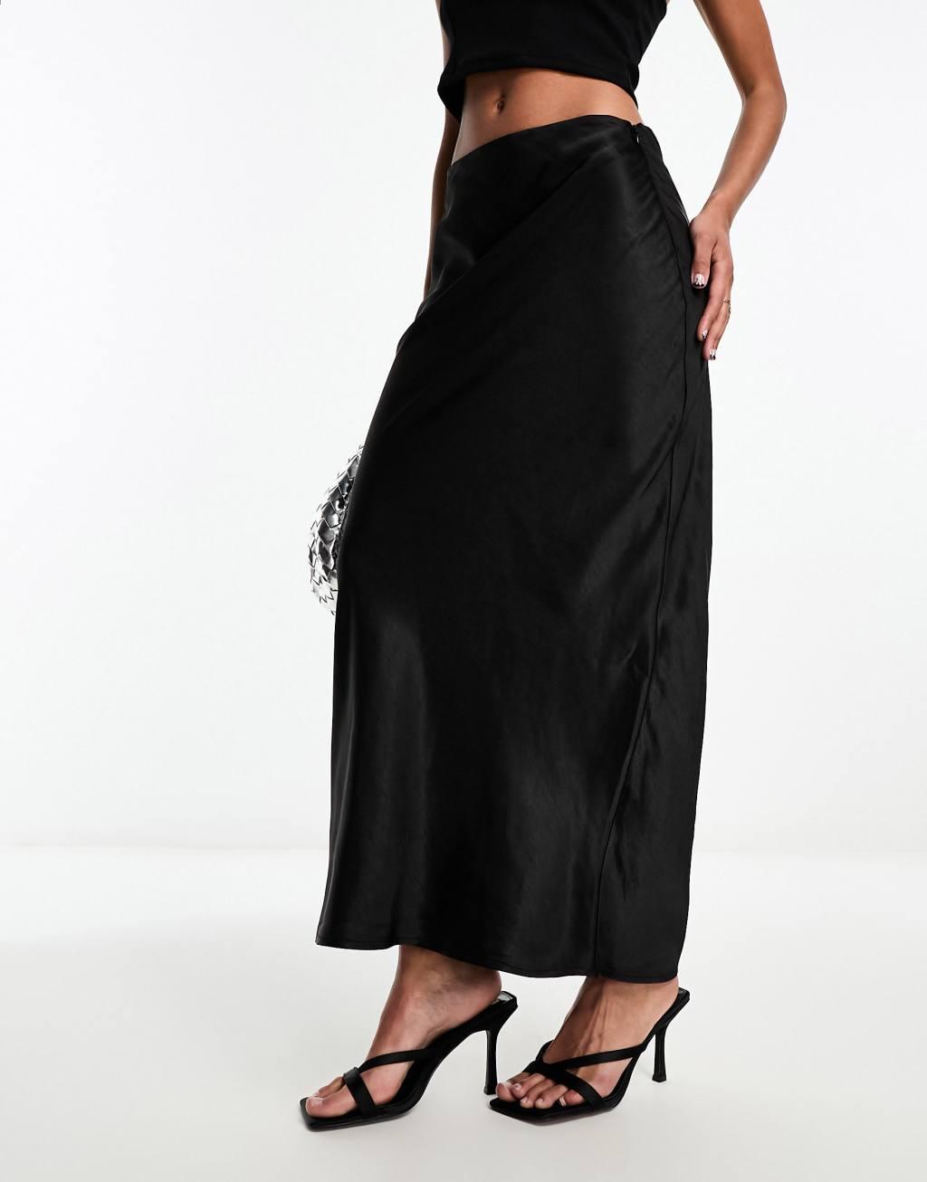 4th & Reckless satin maxi skirt Product Image