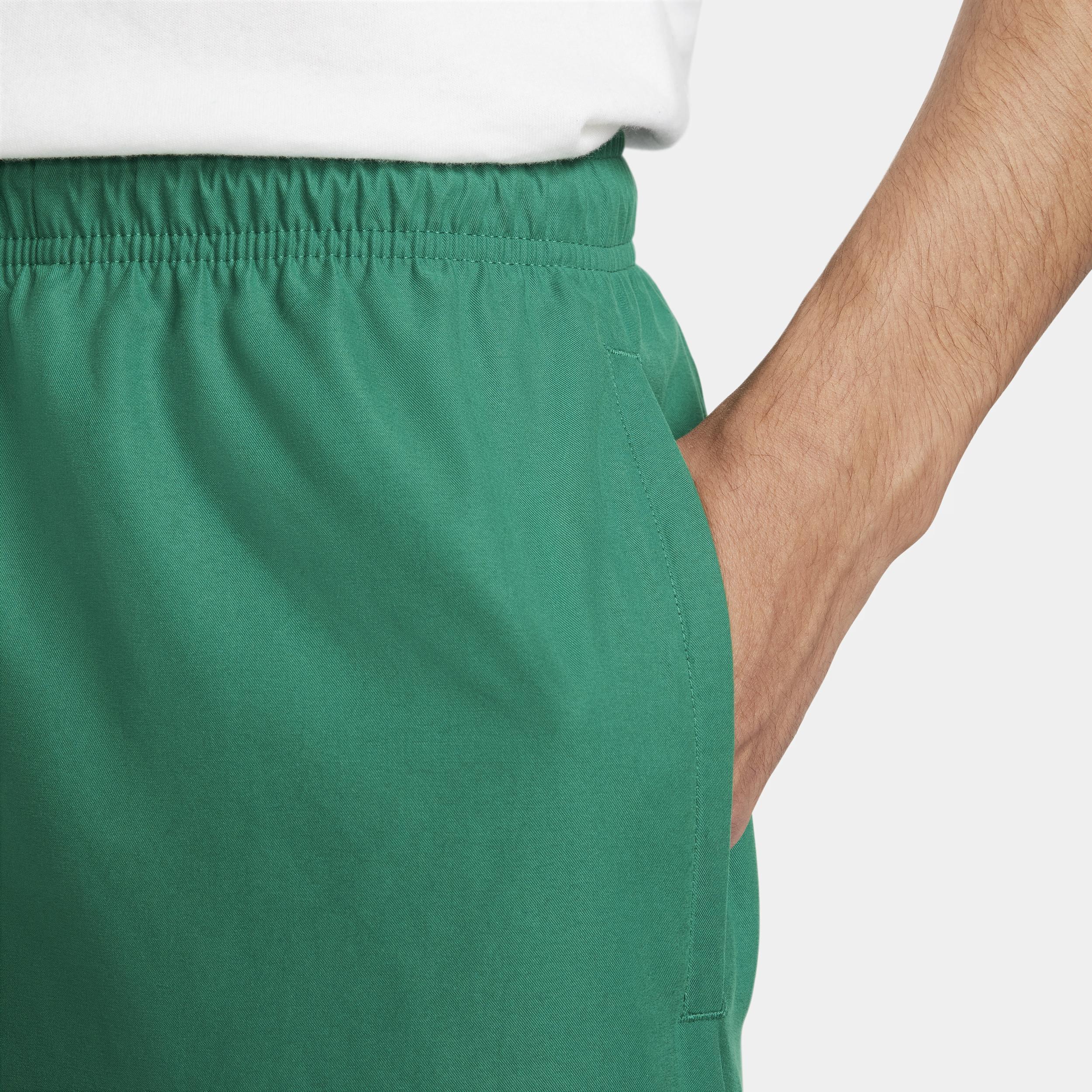 Nike Men's Club Woven Shorts Product Image