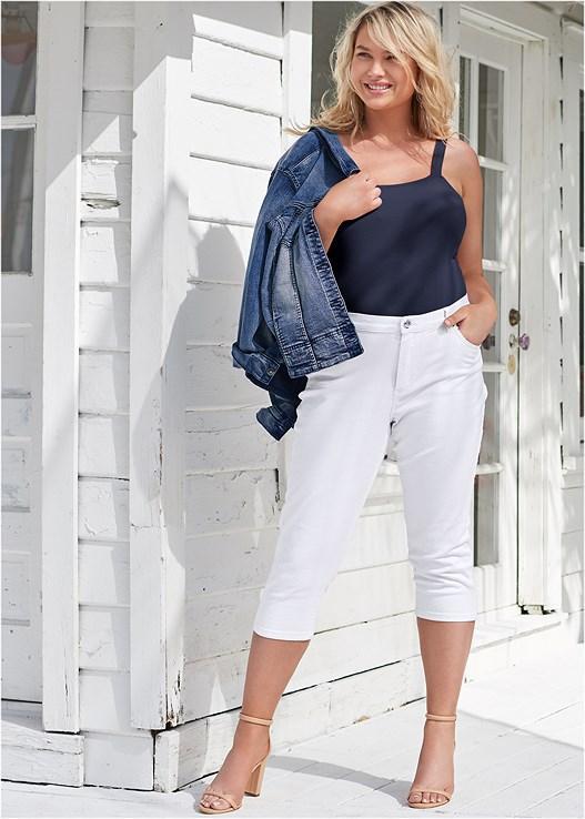 Cindy Capri Jeans Product Image