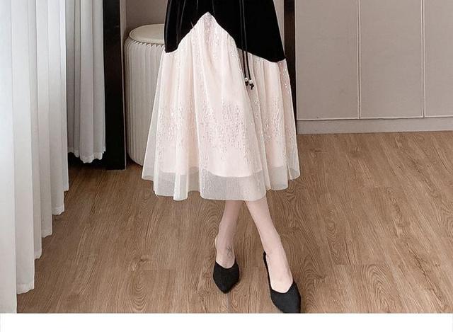 Long-Sleeve Crewneck Velvet Midi A-Line Dress Product Image