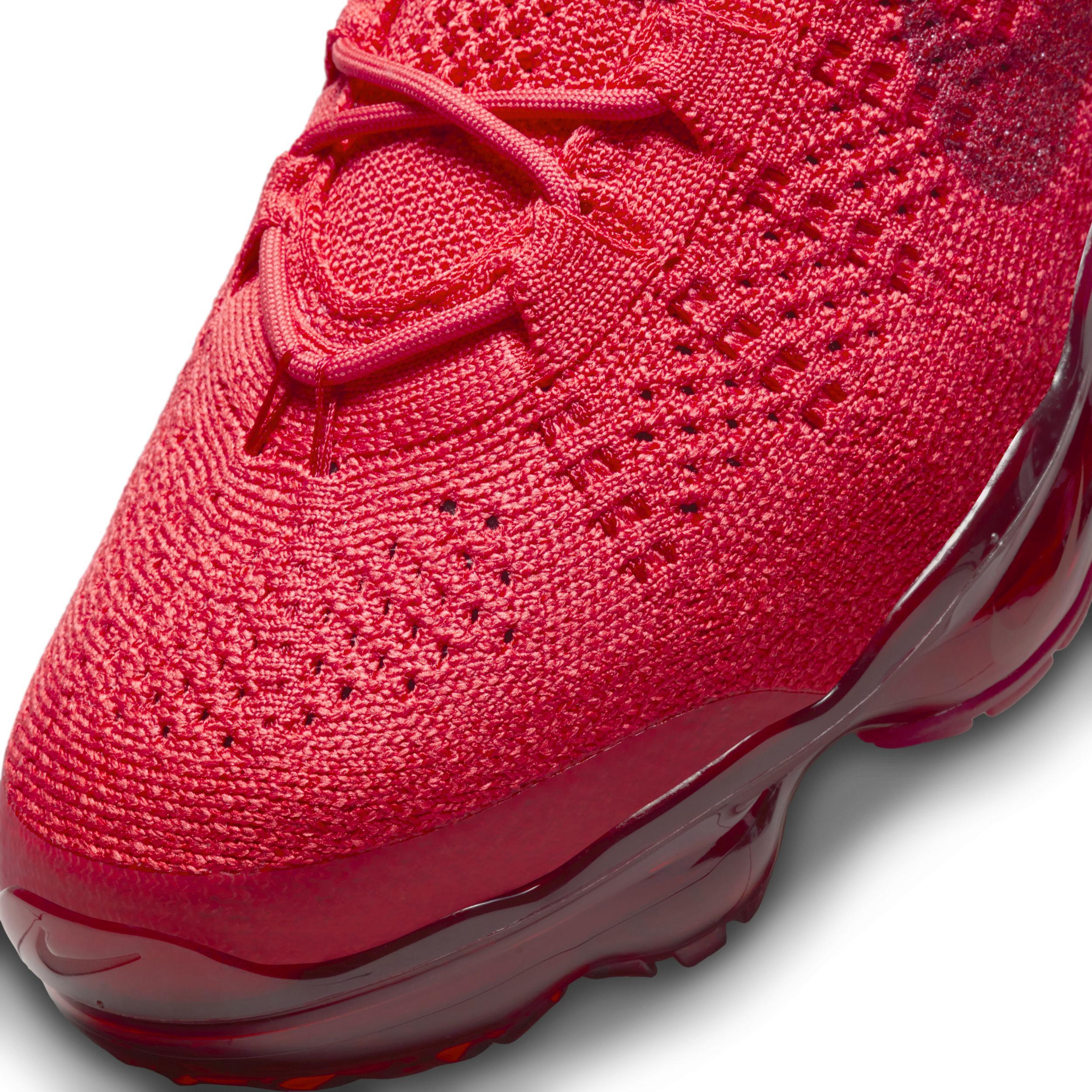 Nike Mens Air VaporMax 2023 Flyknit Shoes Product Image