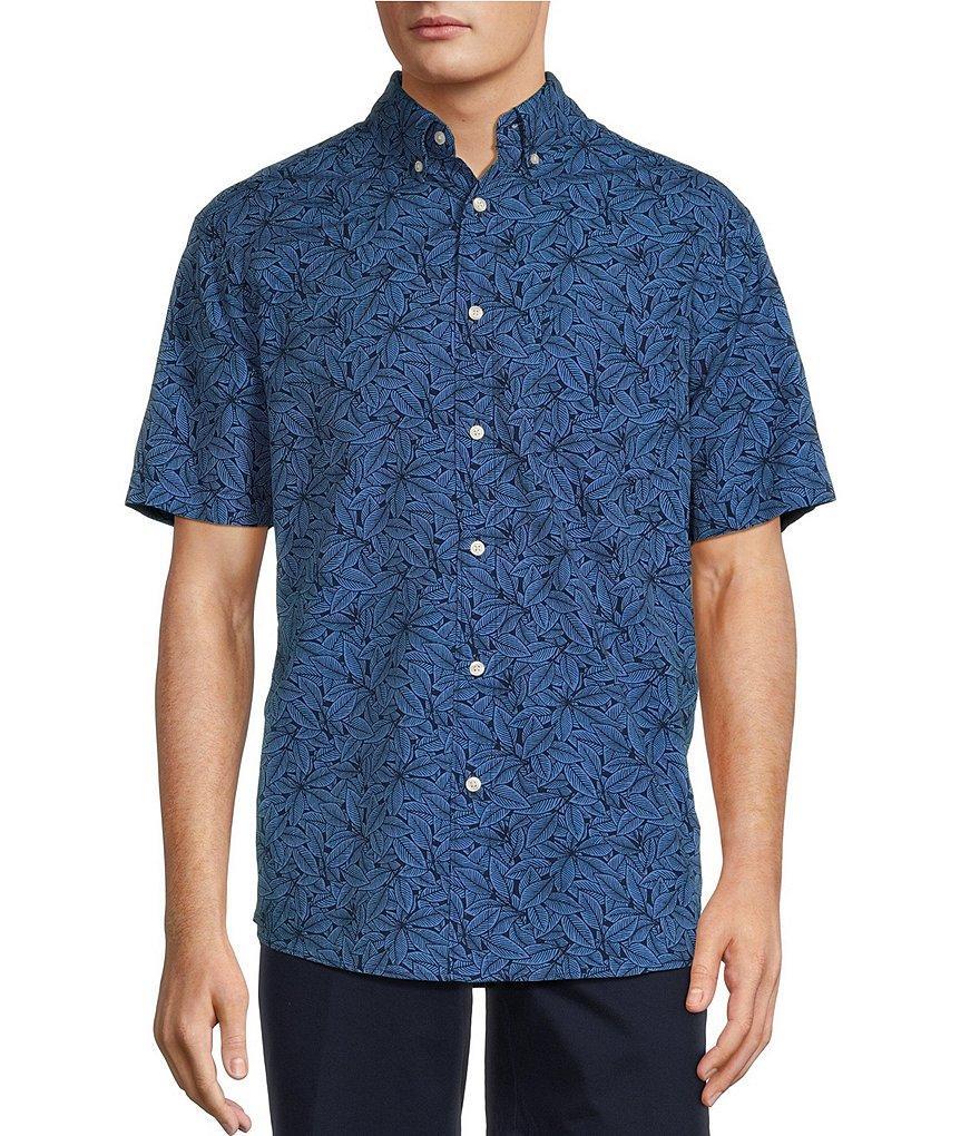 Roundtree & Yorke Short Sleeve Leaf Print Seersucker Sport Shirt Product Image