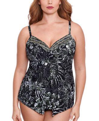 Plus Size Zahara Love Knot Underwire Tankini Top Product Image