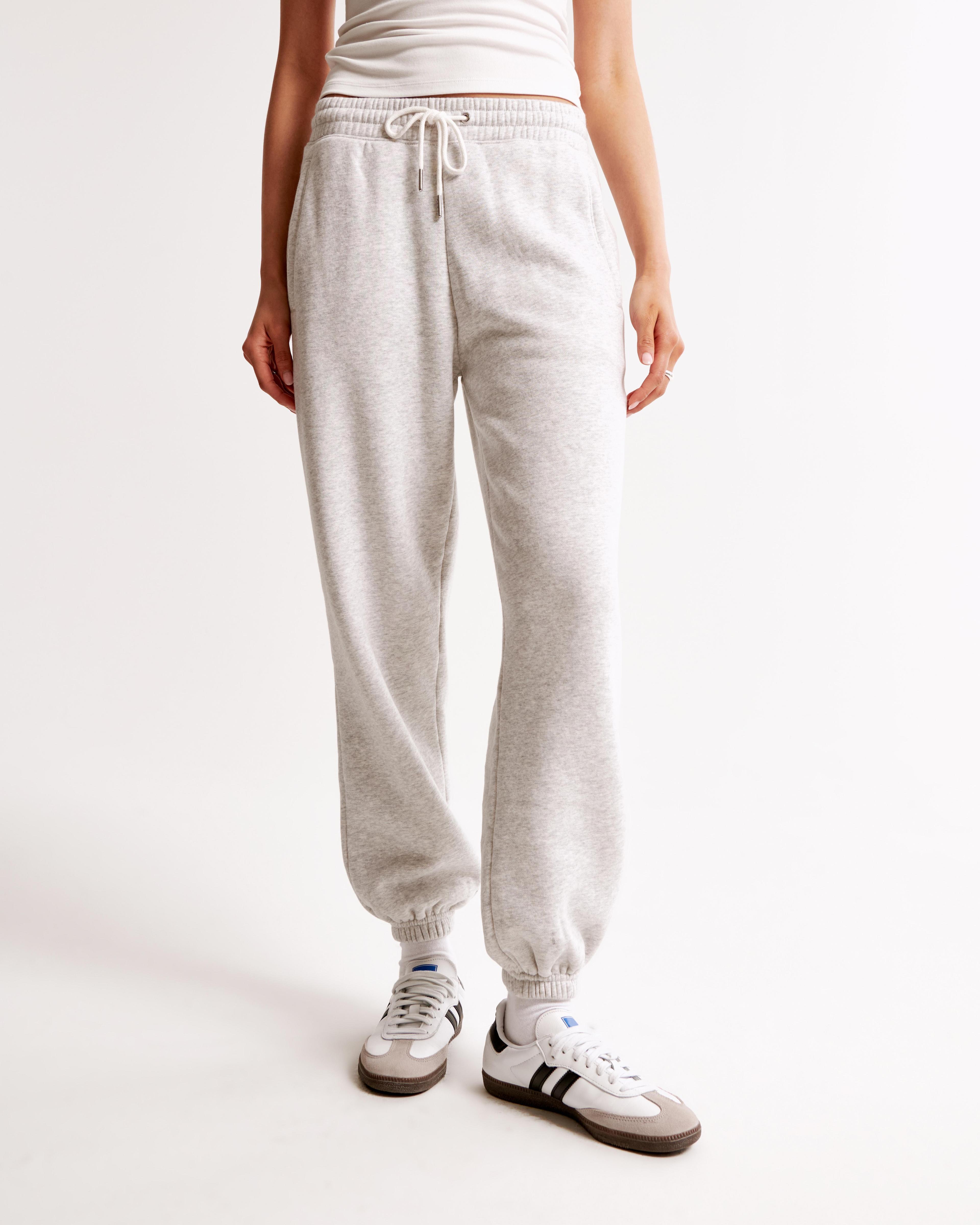 Essential Sunday Sweatpant Product Image