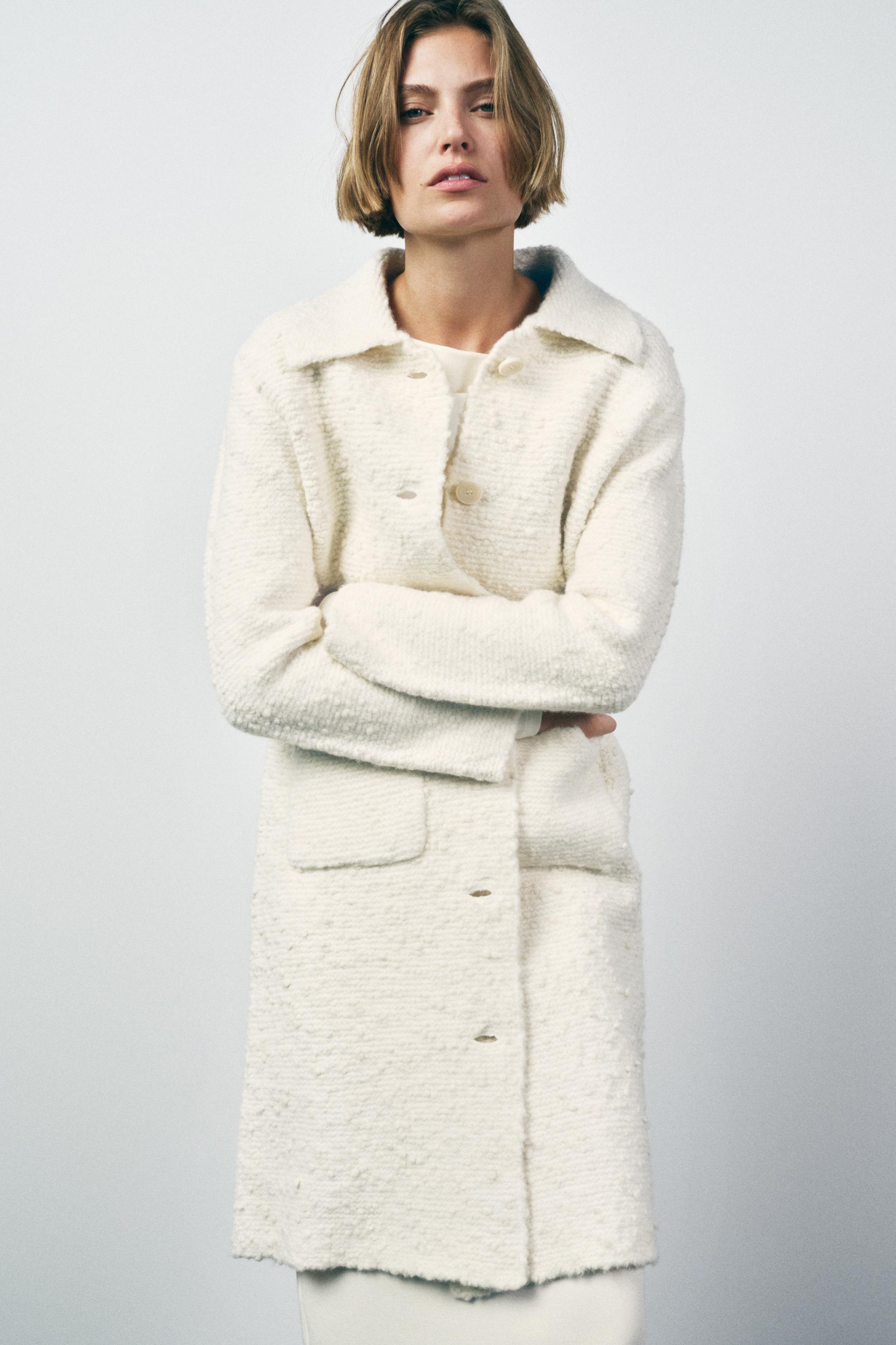 WOOL BLEND KNIT COAT Product Image