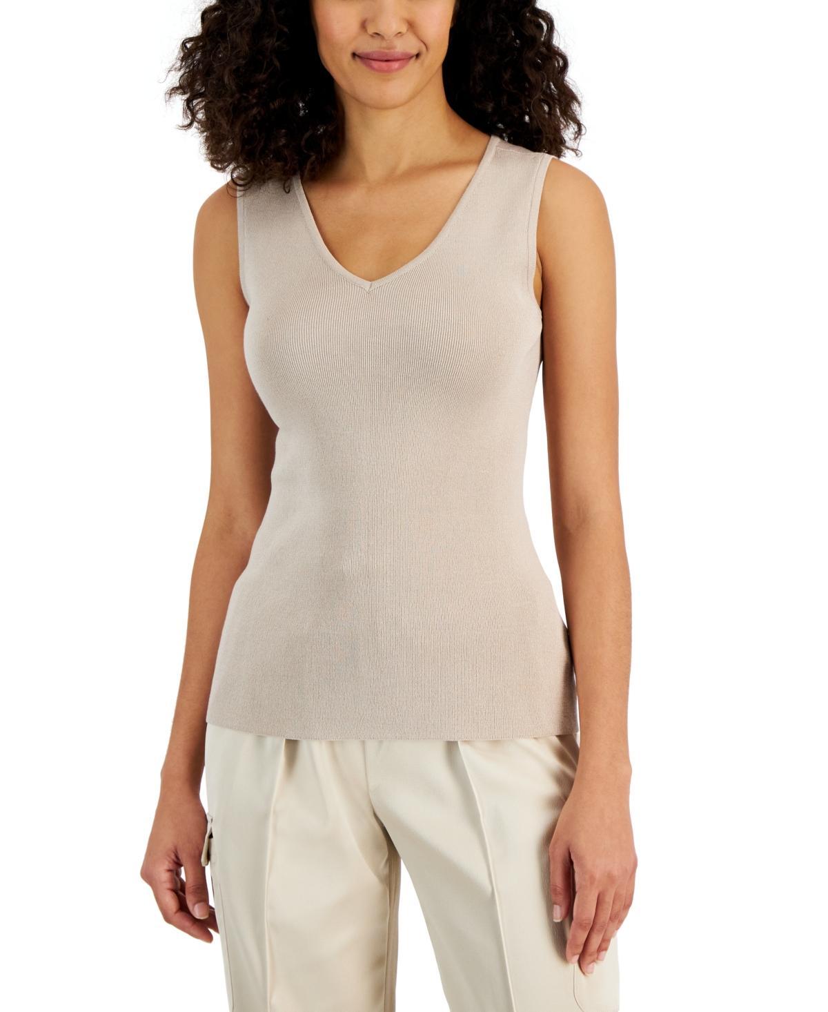 Women's V-Neck Sleeveless Top Product Image