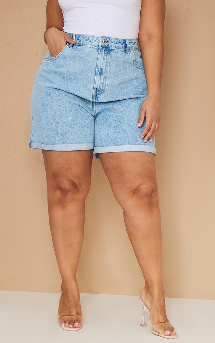 Plus Light Blue Wash High Waisted Turnup Mom Shorts Product Image