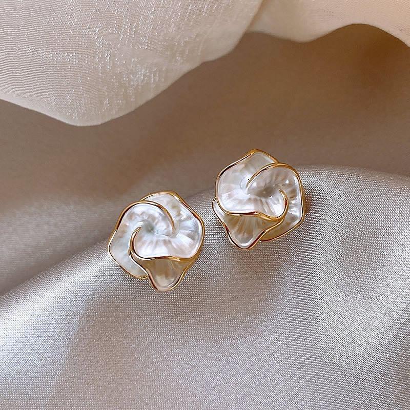 Floral Alloy Stud Earring Product Image