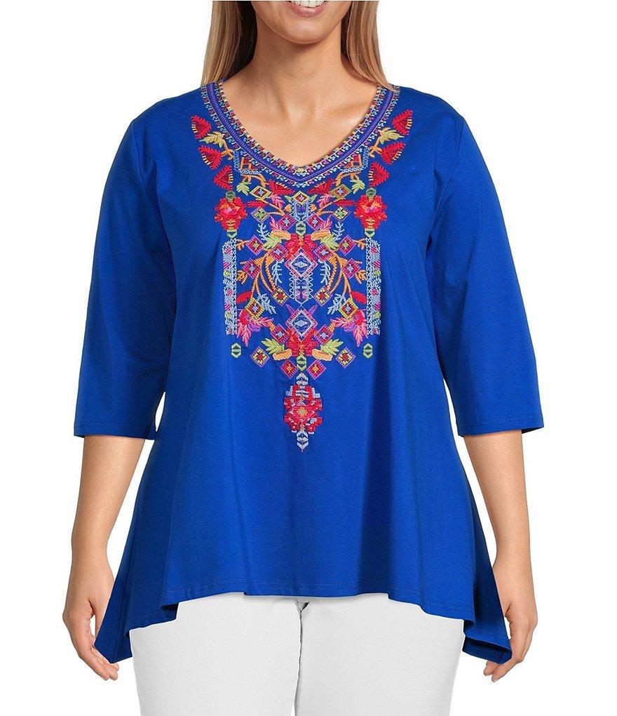 Calessa Plus Size Stretch Woven Embroidered V-Neck 3/4 Sleeve A-Line Tunic Product Image