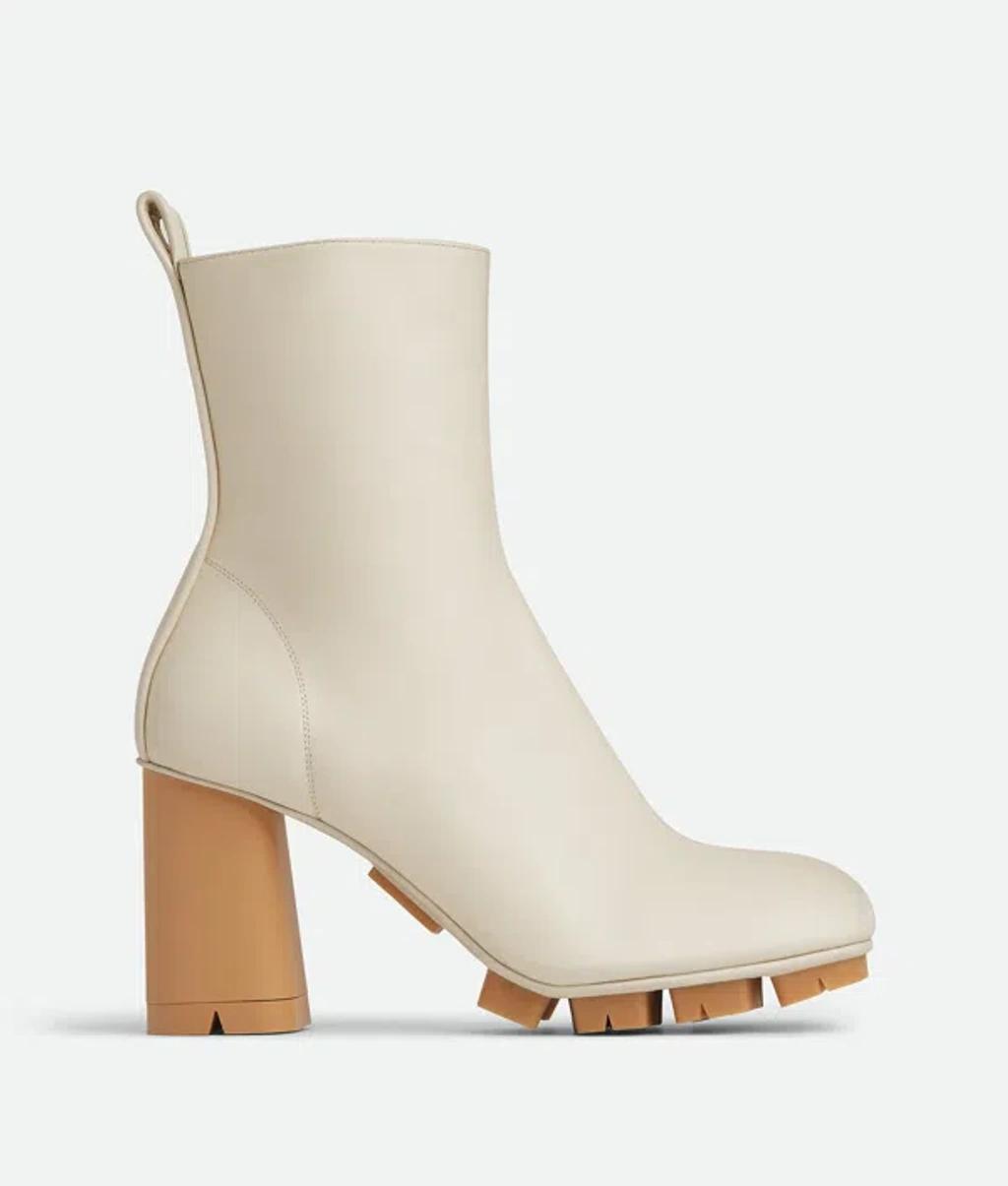 BOTTEGA VENETA Shore Ankle Boot In White Product Image