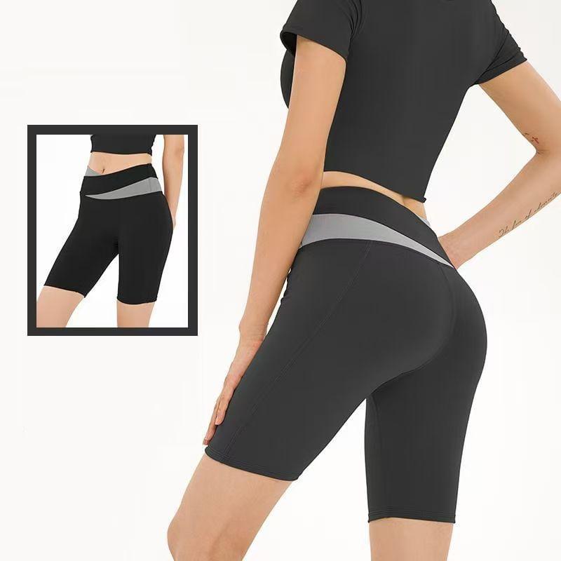 High Waist Two Tone Yoga Shorts Product Image