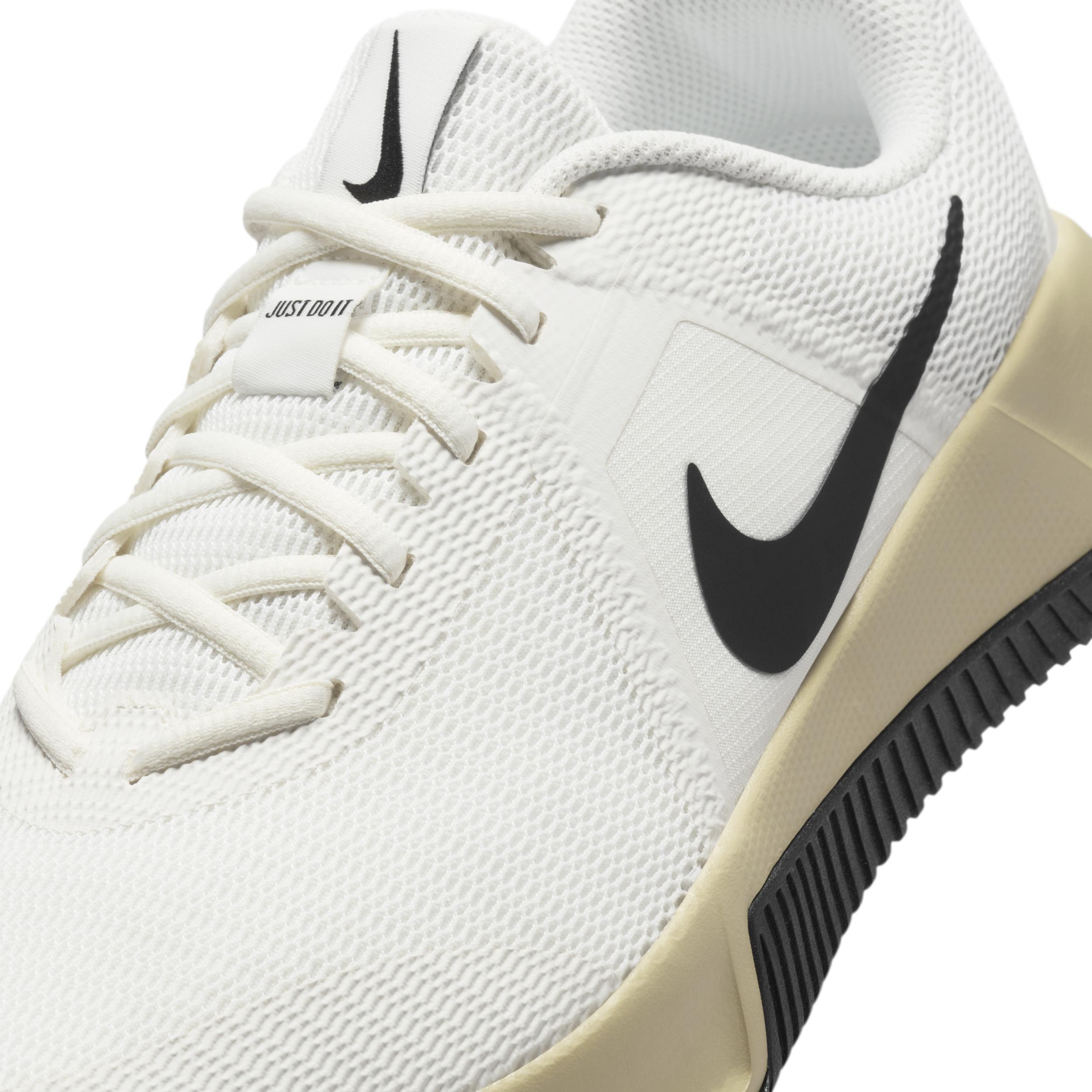 Nike Men's MC Trainer 3 Workout Shoes Product Image