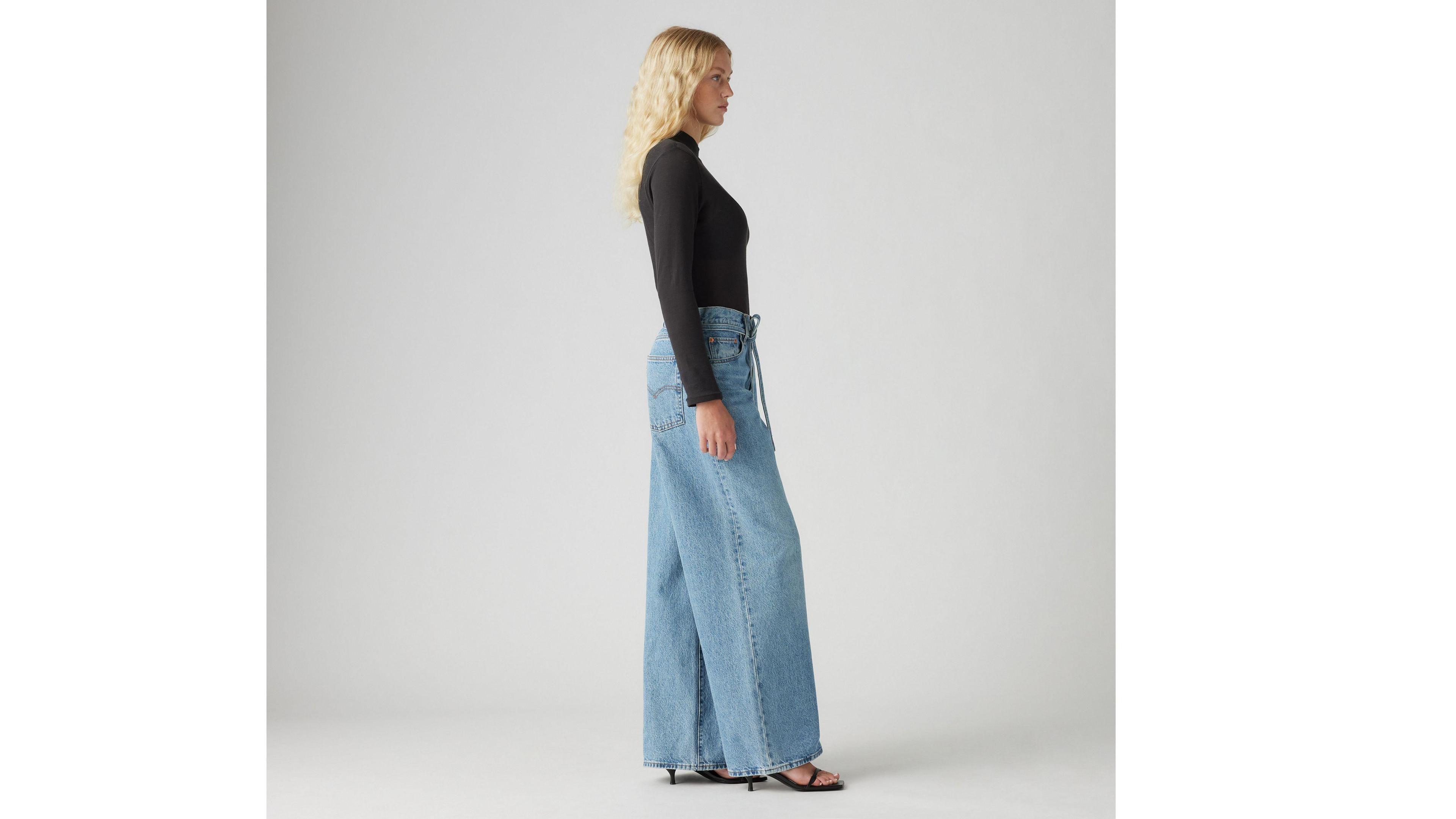 XL Straight Women's Jeans Product Image