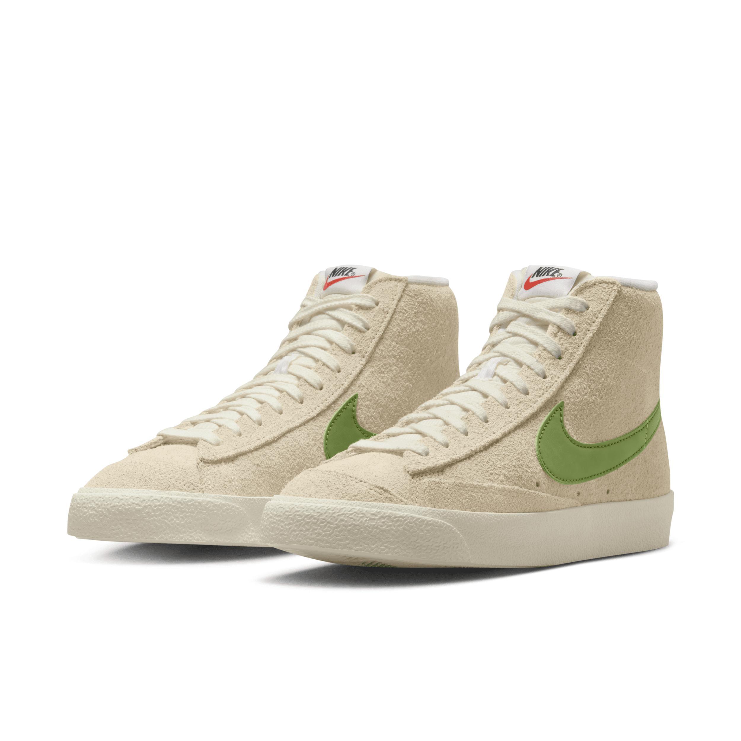 Nike Women's Blazer Mid '77 Vintage Shoes Product Image