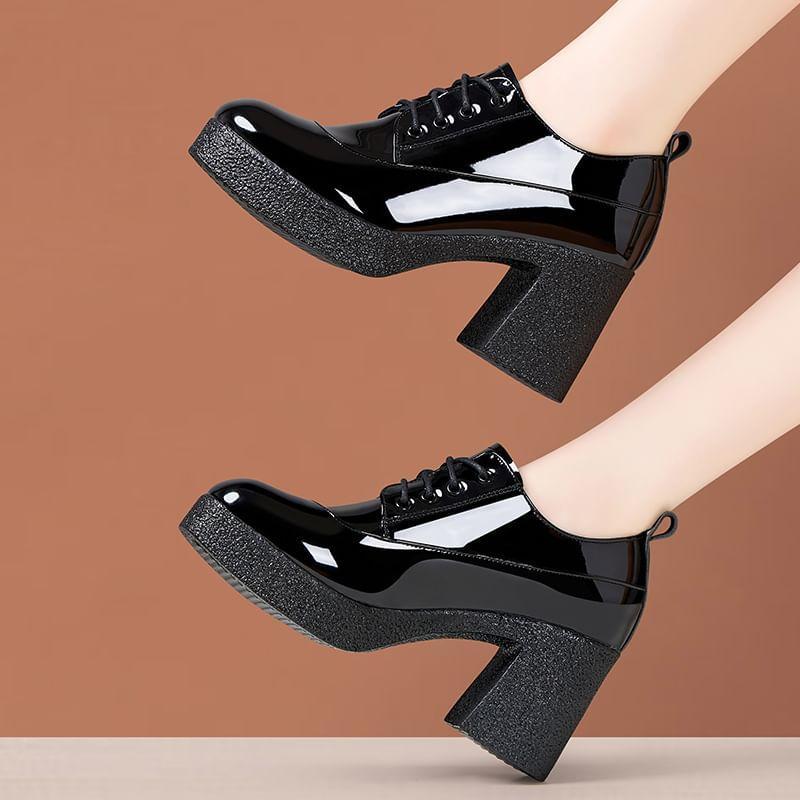 Block Heel Patent Lace-Up Shoes Product Image