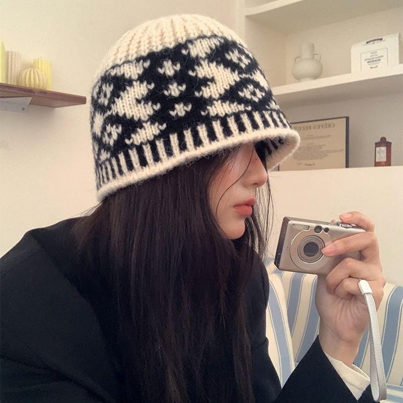 Geometric Patterned Beanie Product Image