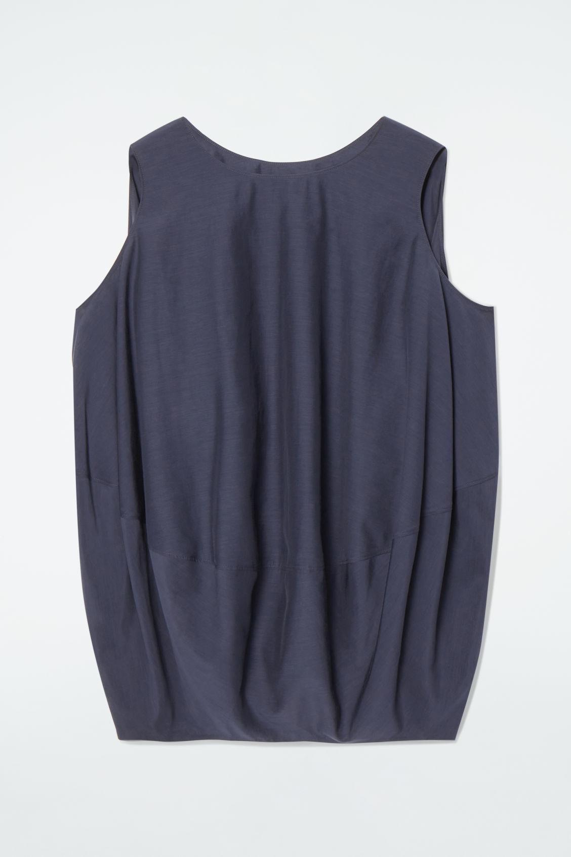 BALLOON SLEEVELESS TOP Product Image