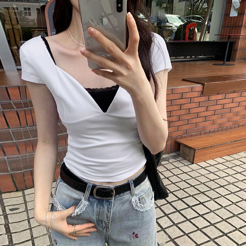 Short Sleeve Plain Open-Back Slim-Fit Crop T-Shirt Product Image