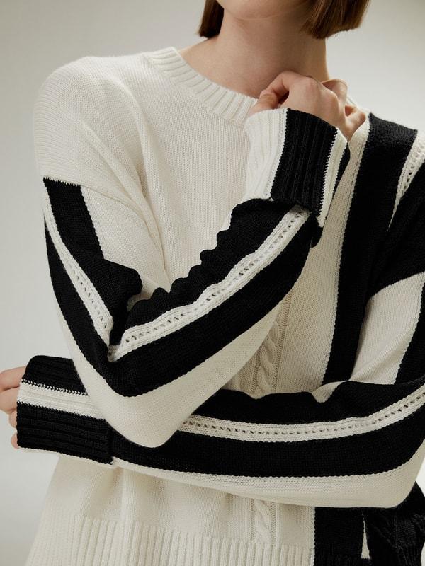 Bicolor Stripe Knit Wool Sweater Product Image