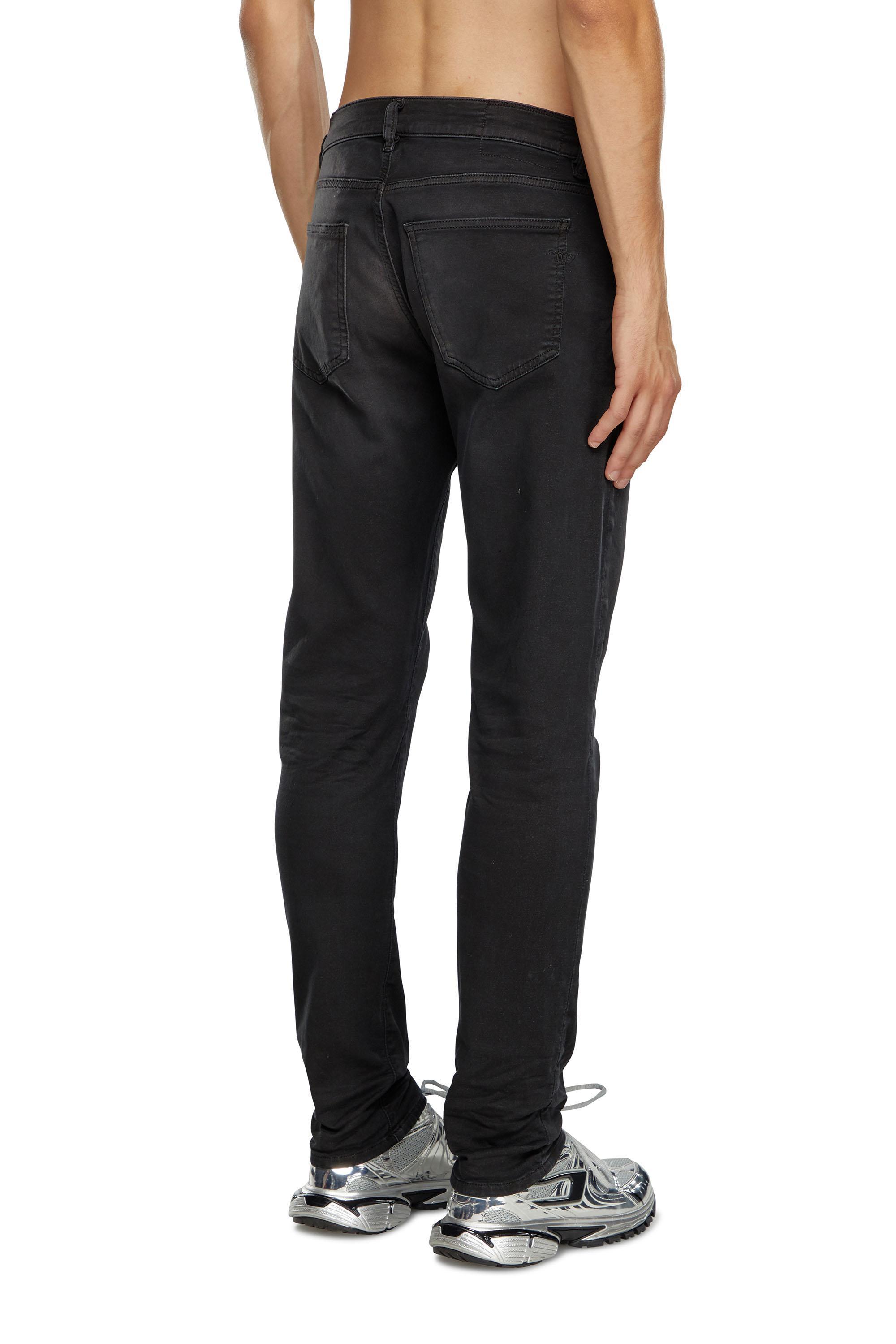 Slim 2060 D-Strukt Joggjeans® 0670M Product Image