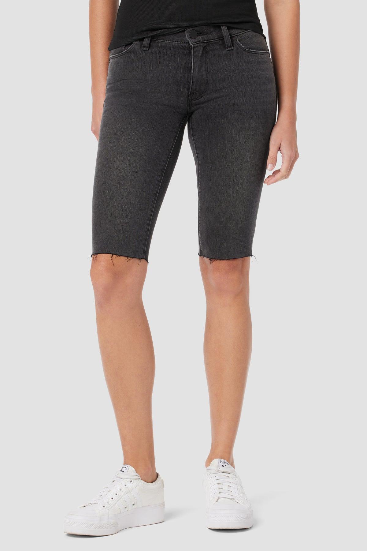 Amelia Mid-Rise Short Female Product Image