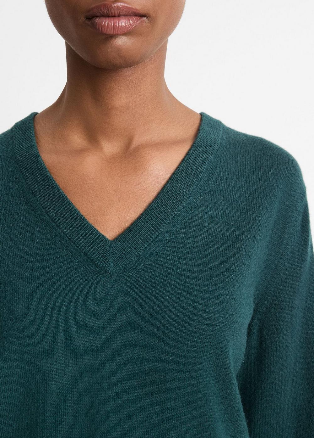 Womens Cashmere Casual V-Neck Sweater, Almond, Size L Vince Product Image