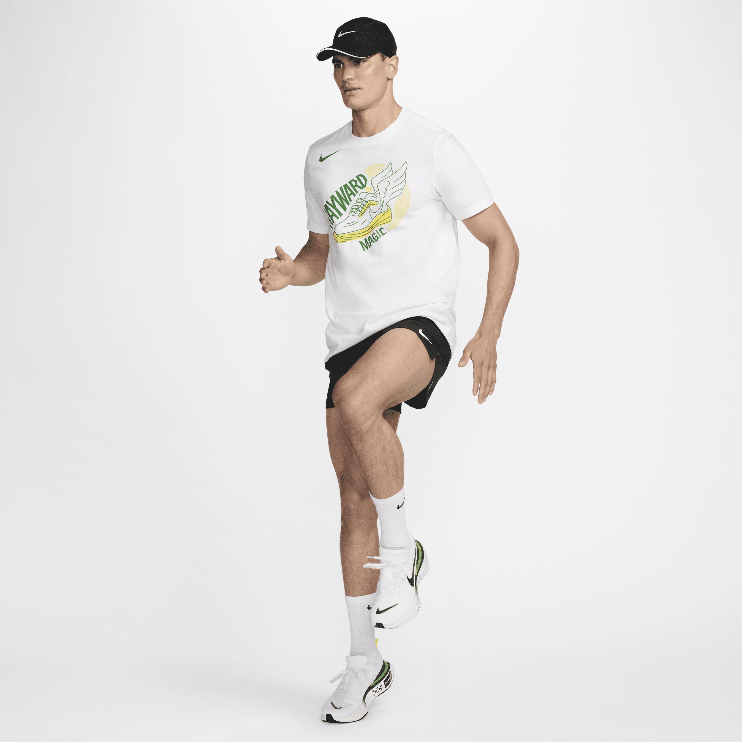 Nike Men's T-Shirt Product Image