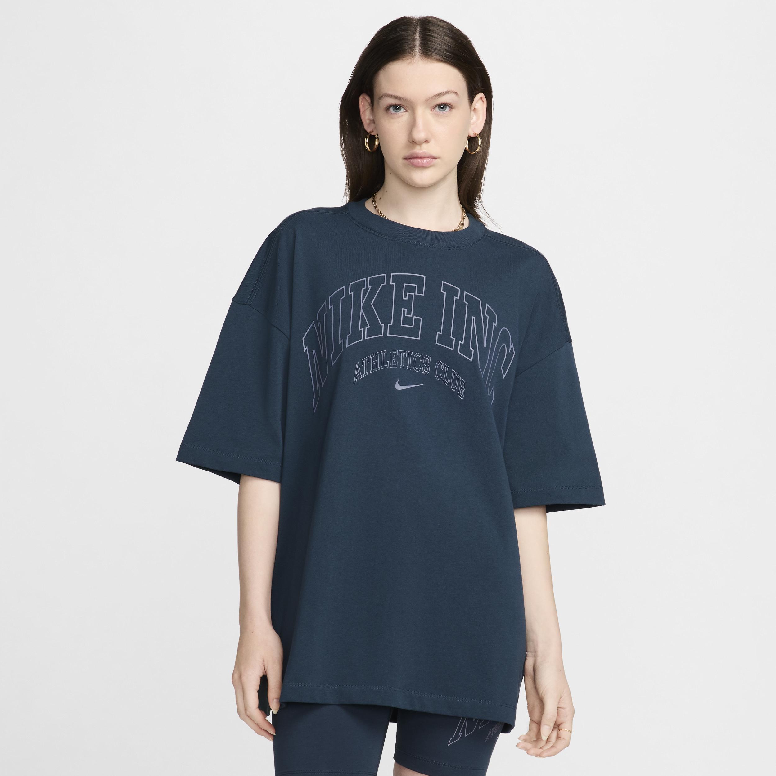 Women's Nike Sportswear Essential Oversized T-Shirt Product Image