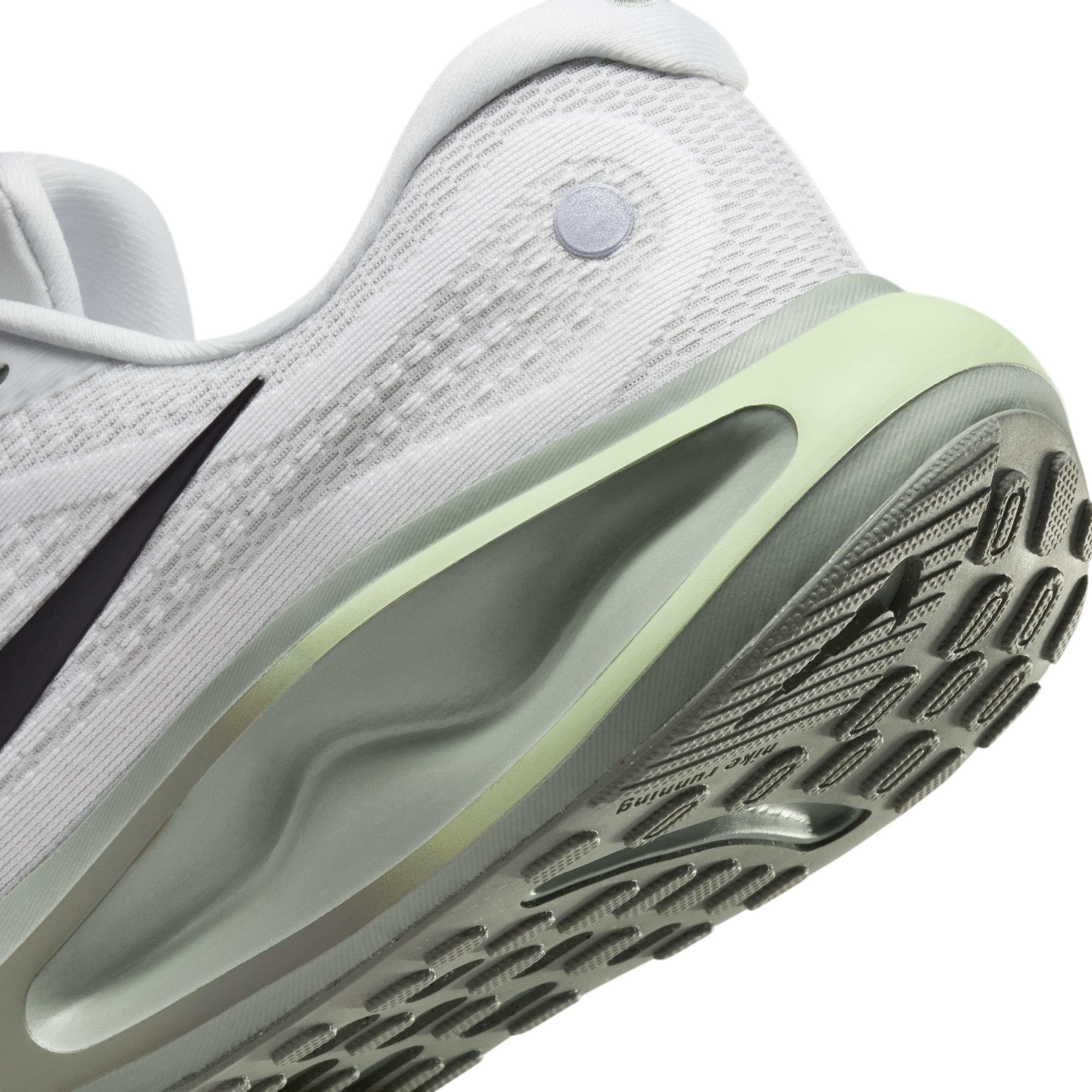 Nike Men's Journey Run Road Running Shoes Product Image