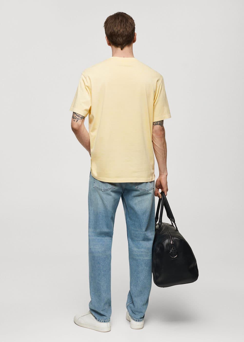 MANGO MAN - 100% cotton relaxed-fit t-shirt pastel yellowMen Product Image