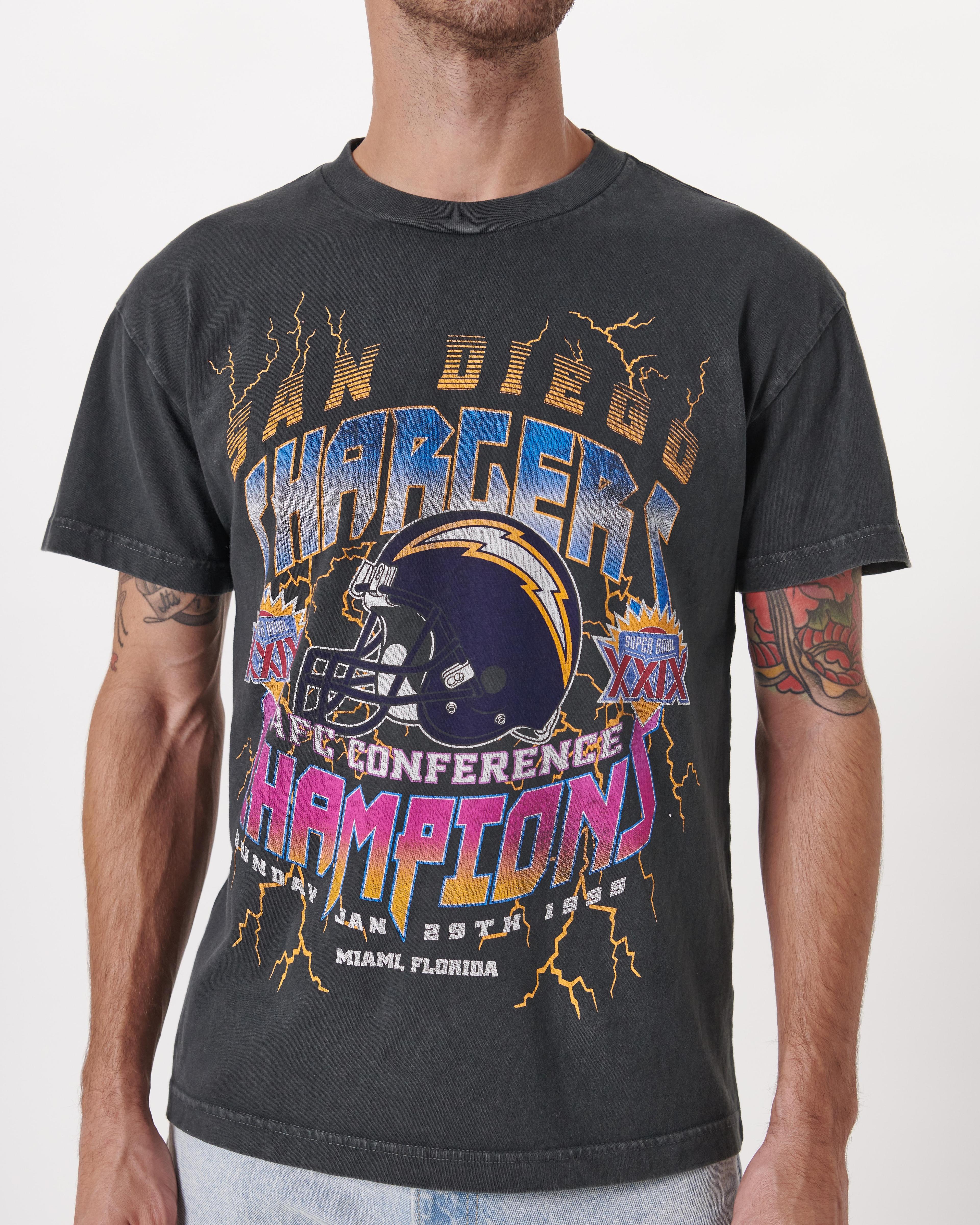 Vintage 1994 Chargers Graphic Tee Product Image