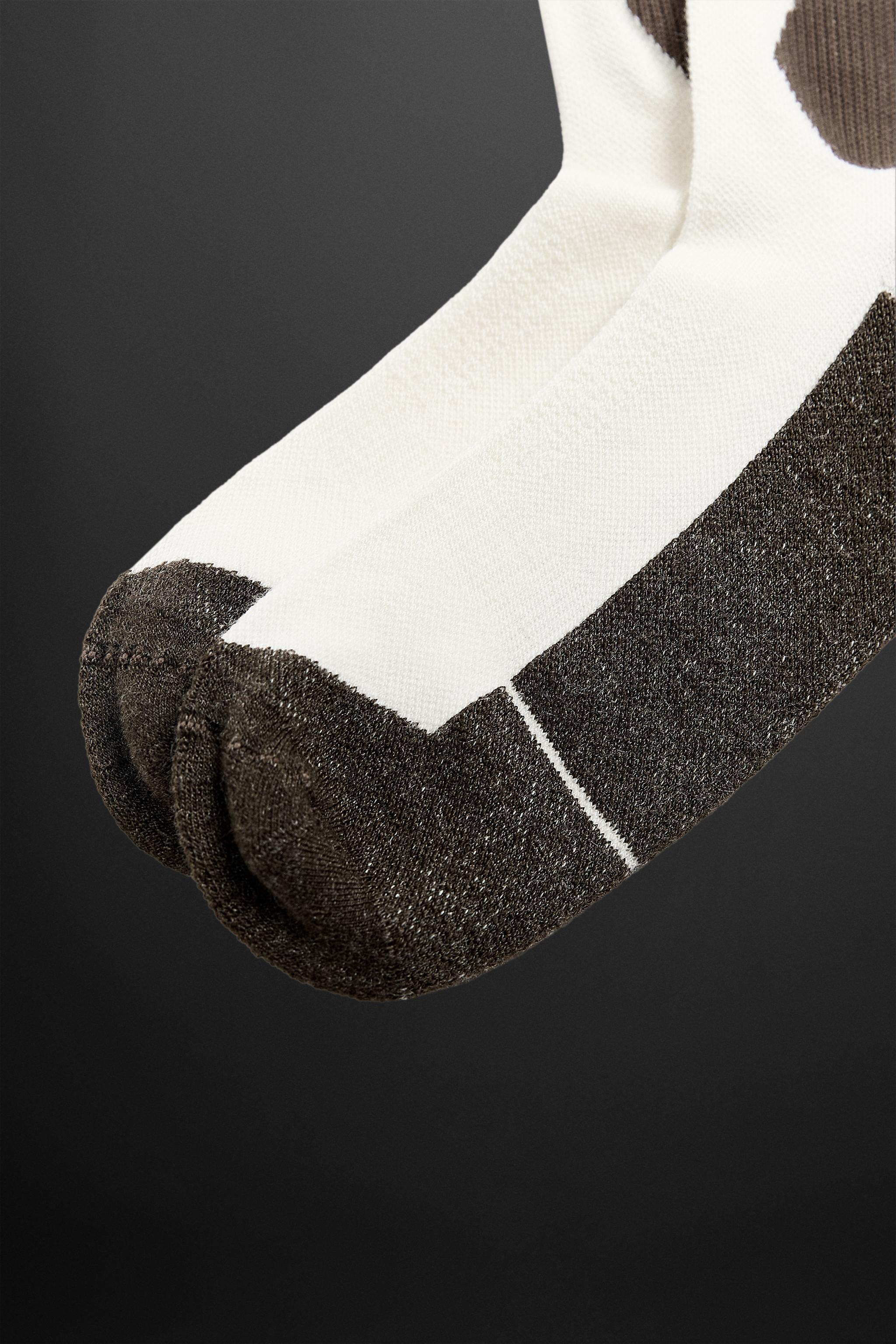 COMPRESSION SKI SOCKS Product Image