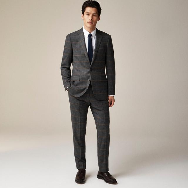 Ludlow Slim-fit suit jacket in Italian wool blend Product Image