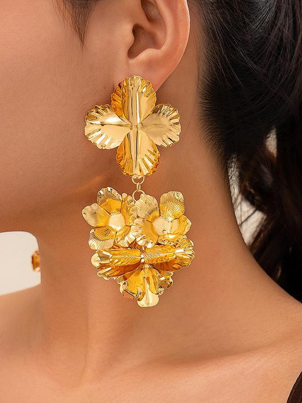 Flower Shape Drop Earrings Product Image