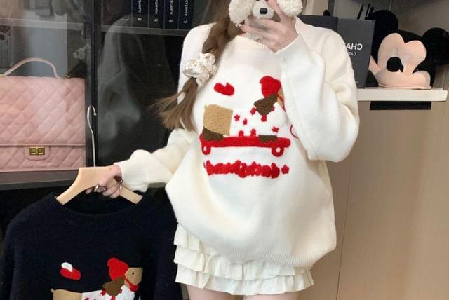 Round Neck Dog Applique Sweater Product Image