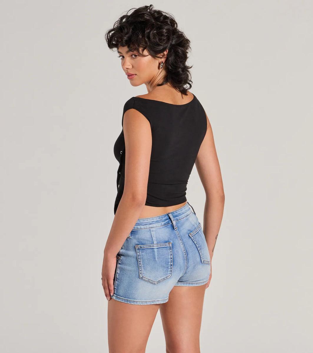 Minimal Aesthetic Off-Shoulder Button Crop Top product image