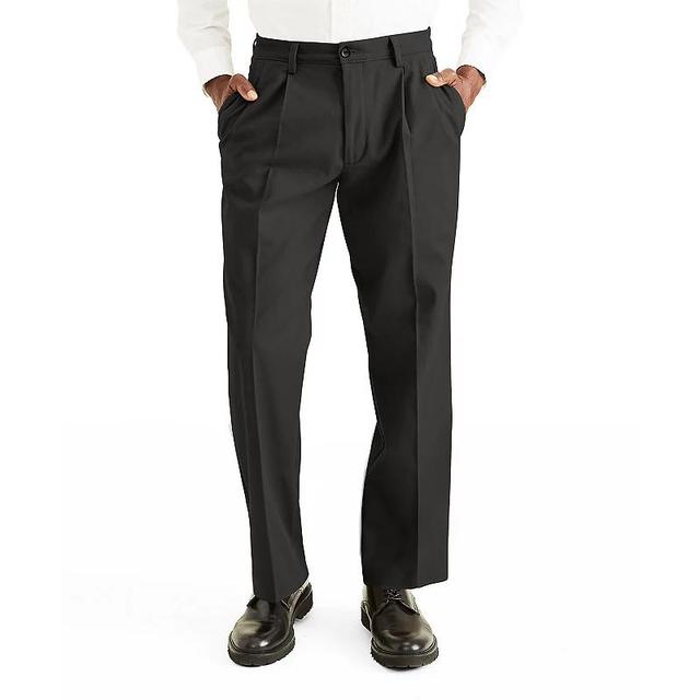 Dockers Easy Khaki D3 Classic Fit Pleated Pants Men's Clothing Product Image